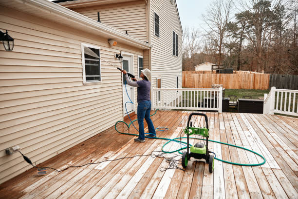 Best Roof Pressure Washing  in Winton, CA
